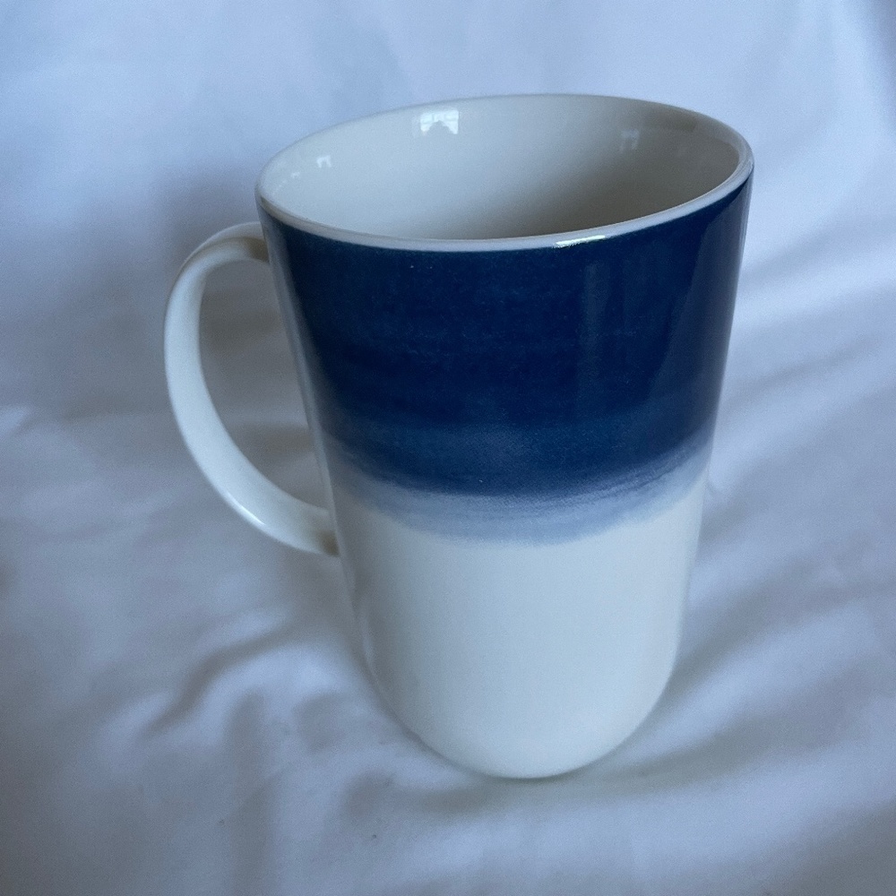 Vera Wang Wedgwood - Vera Simplicity Indigo Collection - Coffee Mug - New